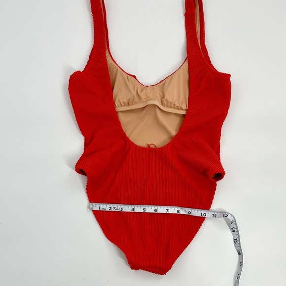 NWOT J.Crew Scrunchie Classic Red One-Piece Scoop neck Textured Swimsuit 8 - Picture 6 of 11